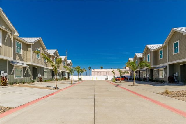 14305 Kemps Way, Corpus Christi, TX 78418