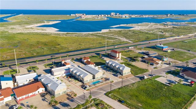 14305 Kemps Way, Corpus Christi, TX 78418