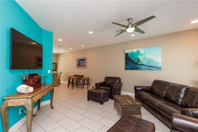 14305 Kemps Way, Corpus Christi, TX 78418