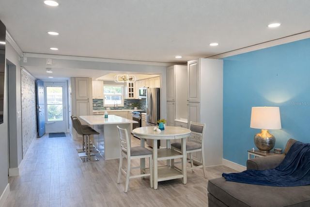 5575 GULF BOULEVARD 124, St Pete Beach, FL 33706