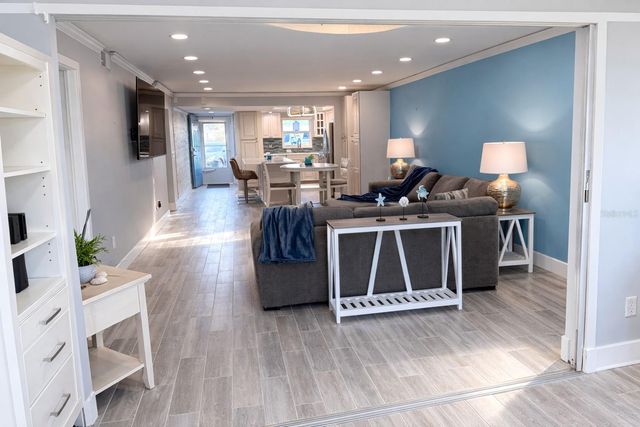 5575 GULF BOULEVARD 124, St Pete Beach, FL 33706