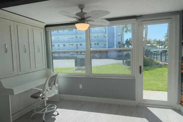 5575 GULF BOULEVARD 124, St Pete Beach, FL 33706