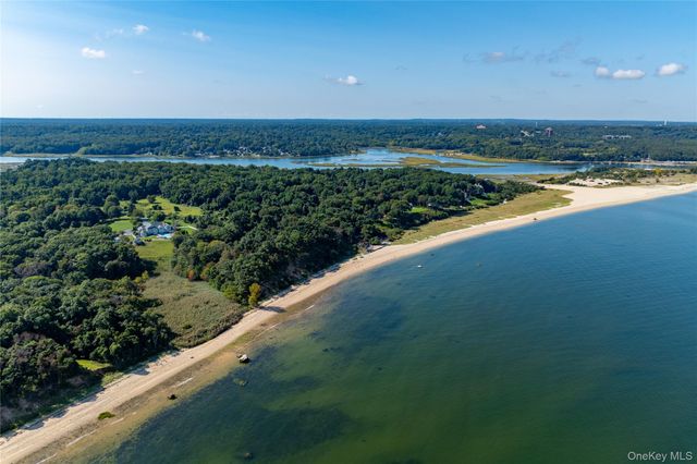 697 Short Beach Road, Nissequogue, NY 11780