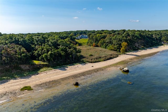 697 Short Beach Road, Nissequogue, NY 11780