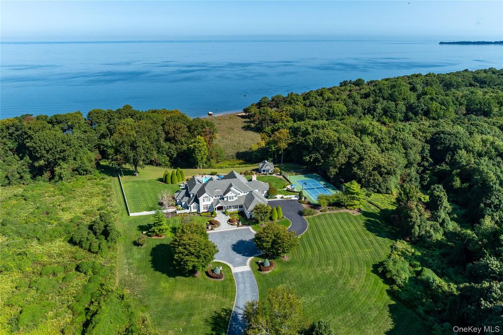 697 Short Beach Road, Nissequogue, NY 11780
