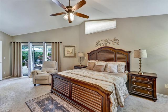 453 Countryside DR, Naples, FL 34104