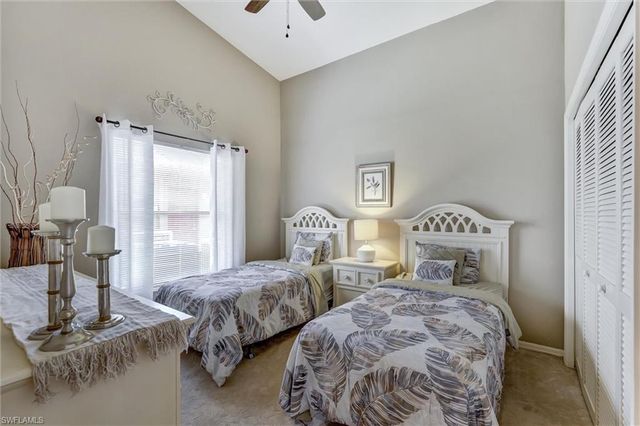 453 Countryside DR, Naples, FL 34104