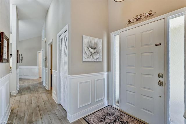 453 Countryside DR, Naples, FL 34104