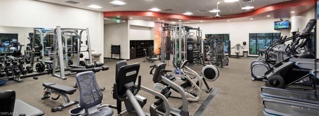 453 Countryside DR, Naples, FL 34104