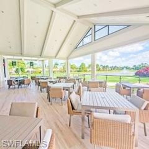 453 Countryside DR, Naples, FL 34104