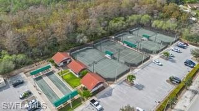 453 Countryside DR, Naples, FL 34104