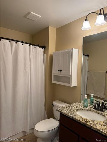 577 Acadia Court, Howell, MI 48843