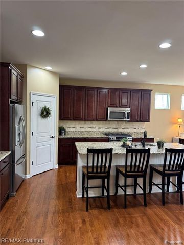 577 Acadia Court, Howell, MI 48843