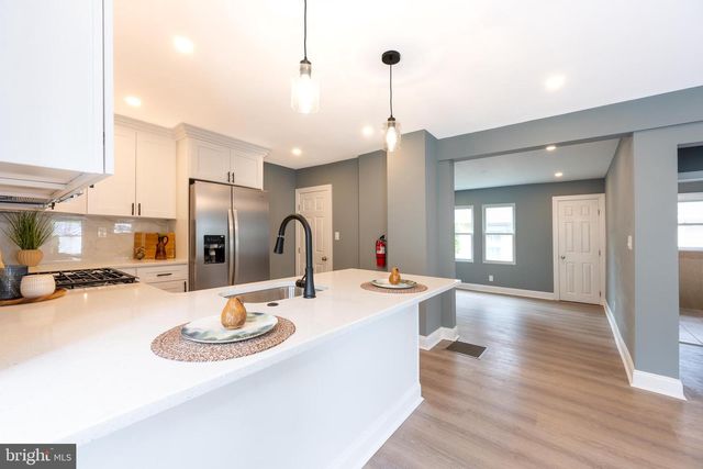 319 BOWERS AVE, Runnemede, NJ 08078