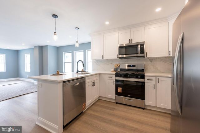 319 BOWERS AVE, Runnemede, NJ 08078