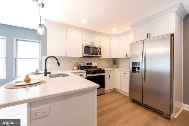 319 BOWERS AVE, Runnemede, NJ 08078