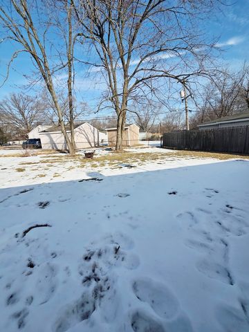 2069 217th Street, Sauk Village, IL 60411