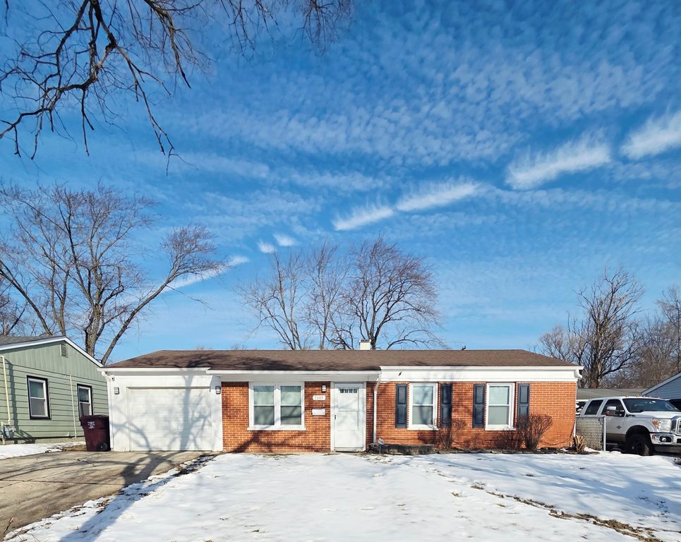 2069 217th Street, Sauk Village, IL 60411