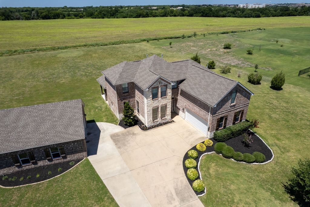 308 Red Buoy Cove, Princeton, TX 75407