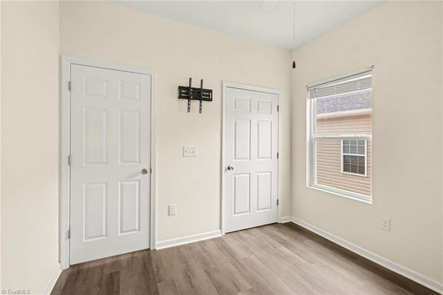 715 Meadowgreen Village Drive, Eden, NC 27288