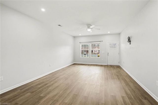 715 Meadowgreen Village Drive, Eden, NC 27288