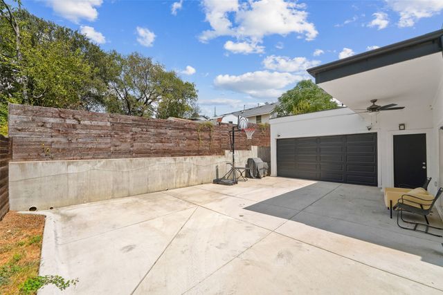 5405 N Arcadia Drive, Dallas, TX 75211