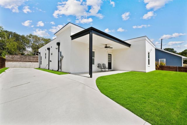5405 N Arcadia Drive, Dallas, TX 75211
