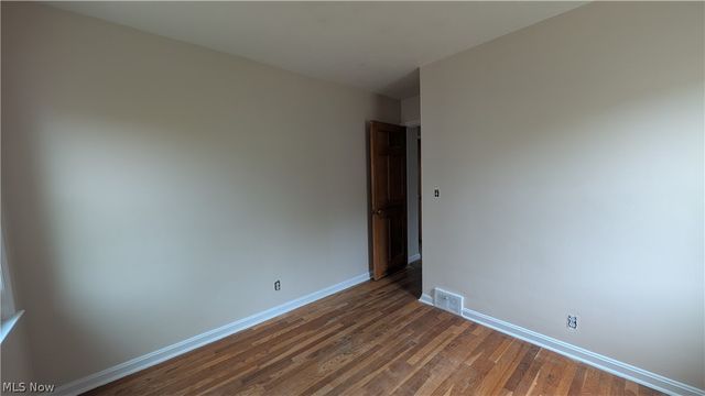 270 E 330th Street, Willowick, OH 44095
