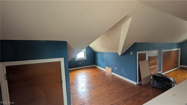 270 E 330th Street, Willowick, OH 44095