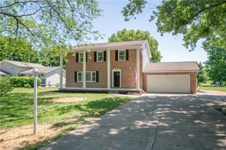 3648 Mulberry Street NW, Uniontown, OH 44685