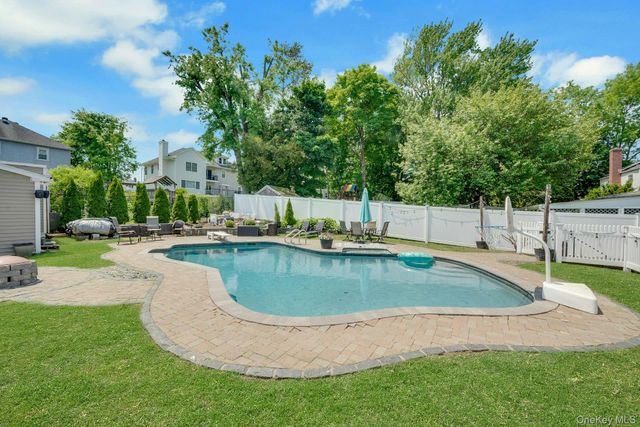 78 Tuckahoe Avenue, Eastchester, NY 10709