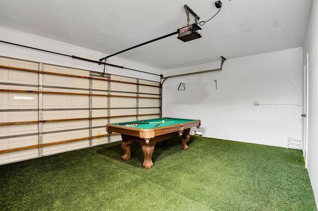 24 Castle Harbor Is, Fort Lauderdale, FL 33308