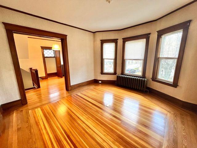 44 Capitol St 1, Watertown, MA 02472