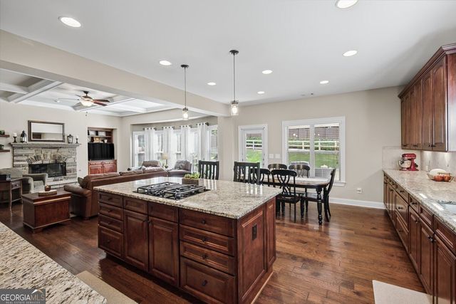 1432 Willis Lake Drive NW, Kennesaw, GA 30152
