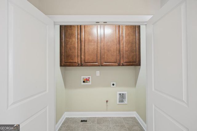 1432 Willis Lake Drive NW, Kennesaw, GA 30152