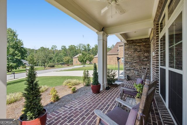 1432 Willis Lake Drive NW, Kennesaw, GA 30152