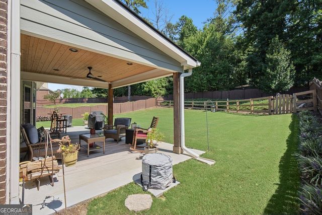1432 Willis Lake Drive NW, Kennesaw, GA 30152