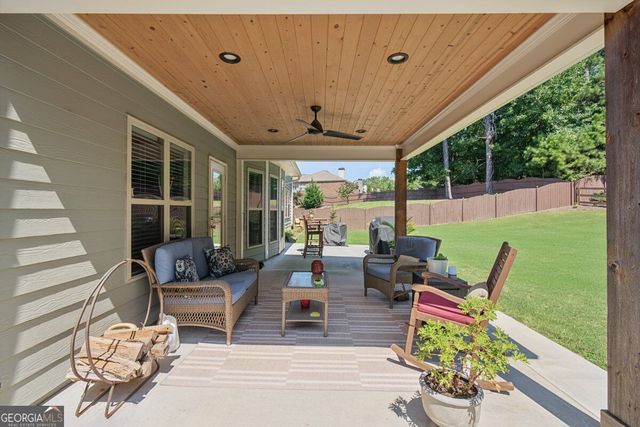 1432 Willis Lake Drive NW, Kennesaw, GA 30152
