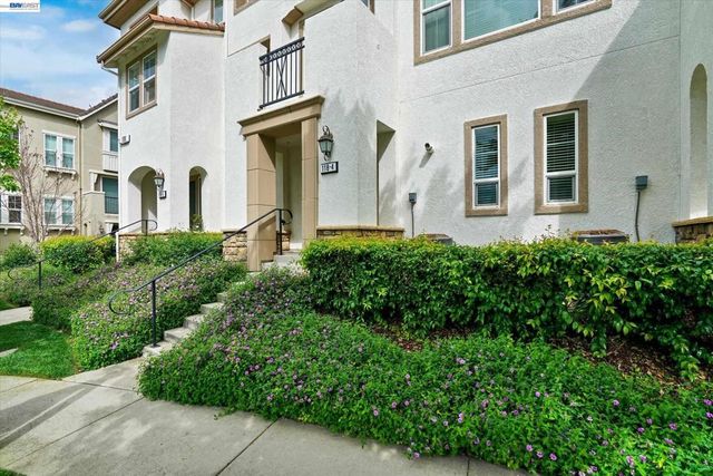 118 Selby Ln 4, Livermore, CA 94551