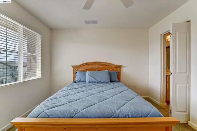 118 Selby Ln 4, Livermore, CA 94551