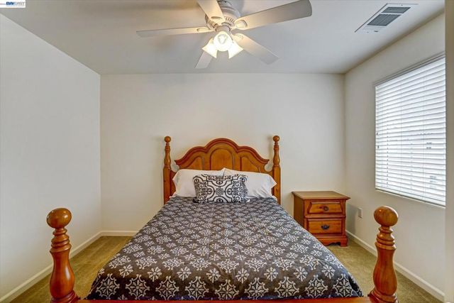 118 Selby Ln 4, Livermore, CA 94551