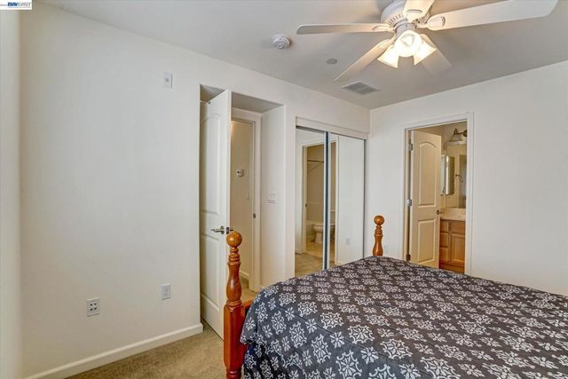 118 Selby Ln 4, Livermore, CA 94551