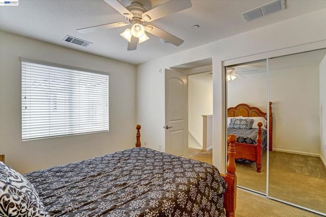 118 Selby Ln 4, Livermore, CA 94551