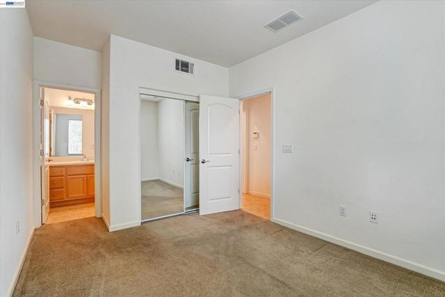 118 Selby Ln 4, Livermore, CA 94551