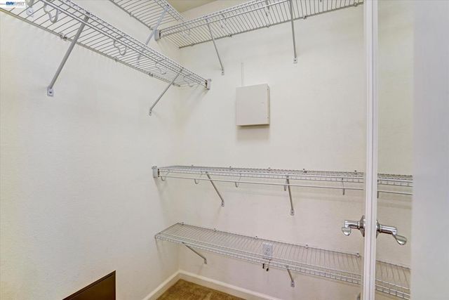 118 Selby Ln 4, Livermore, CA 94551