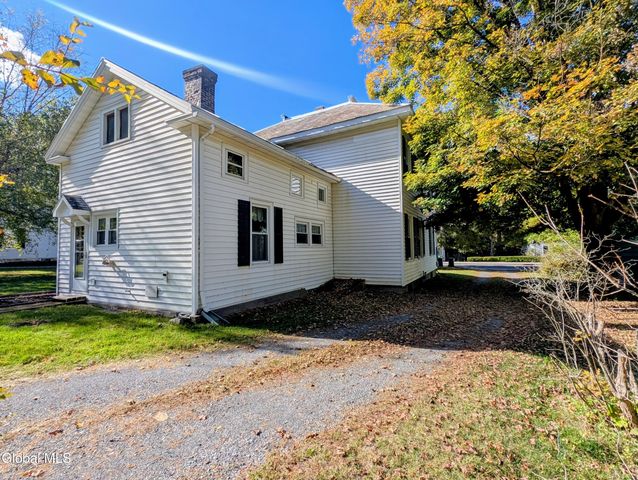 45 High Street, Hoosick Falls, NY 12090