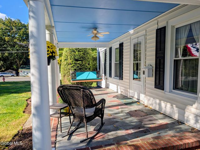 45 High Street, Hoosick Falls, NY 12090