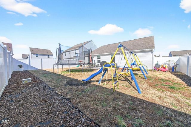 312 Brisk Drive, Zebulon, NC 27597