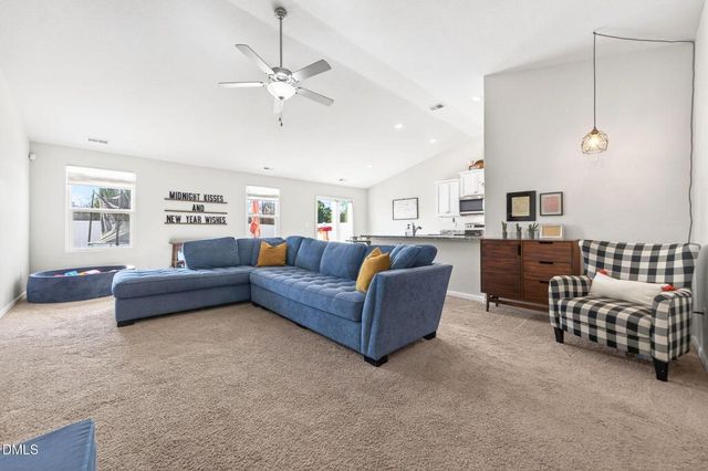 312 Brisk Drive, Zebulon, NC 27597