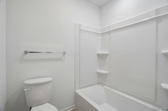 4054 Nottingham Circle, Clarkston, MI 48346
